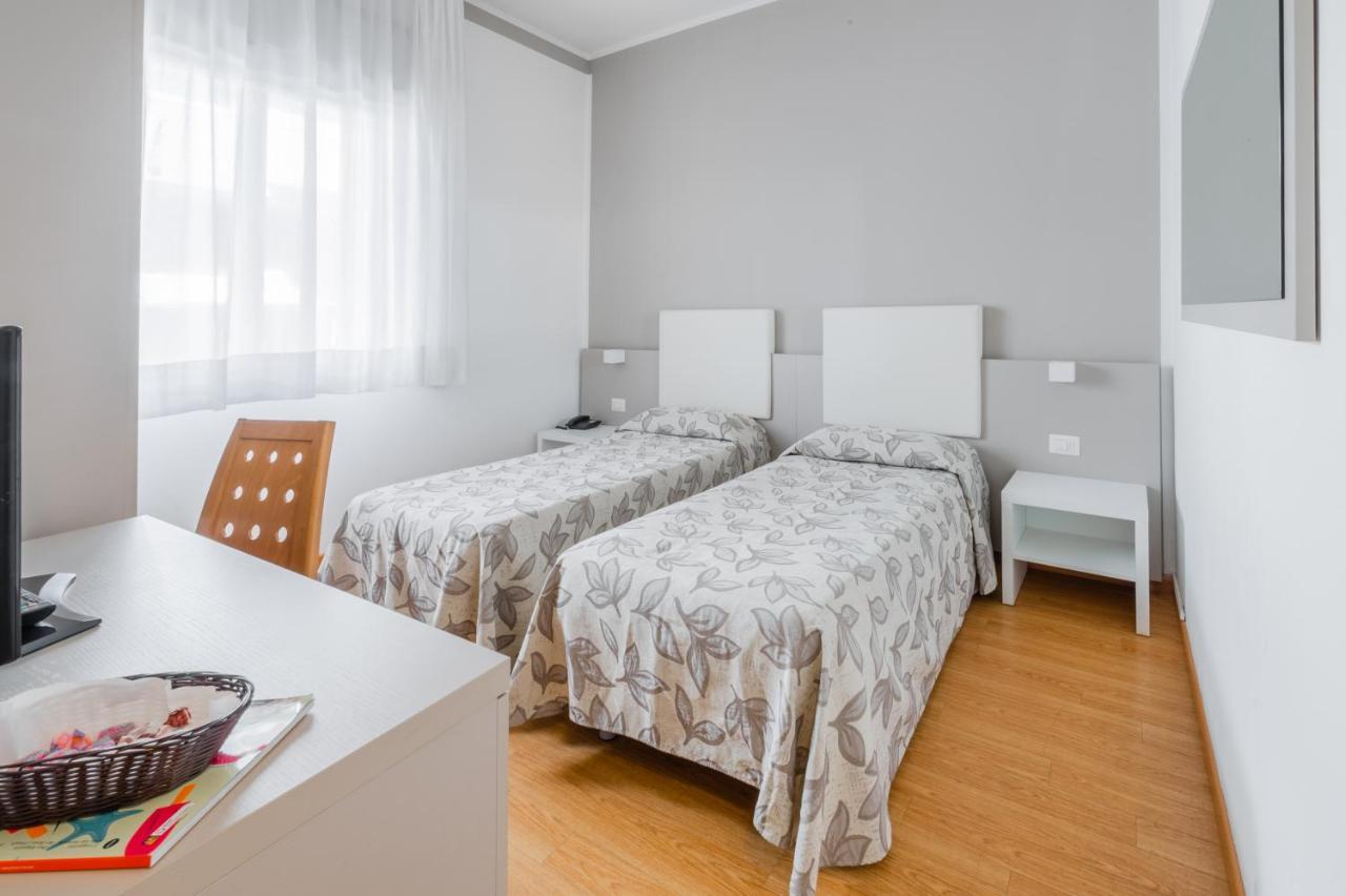 Hotel Del Corso Bibione Ngoại thất bức ảnh