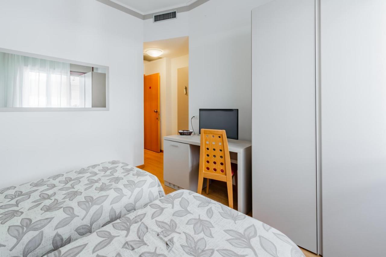Hotel Del Corso Bibione Ngoại thất bức ảnh